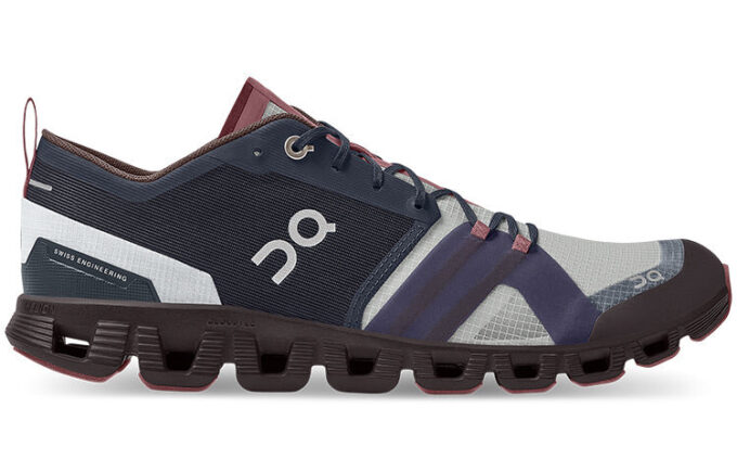 Cloud X Shift “Blue White Cherry”