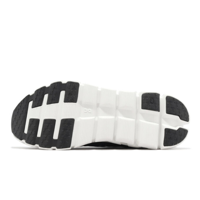 Cloudflow 4 “Black White”