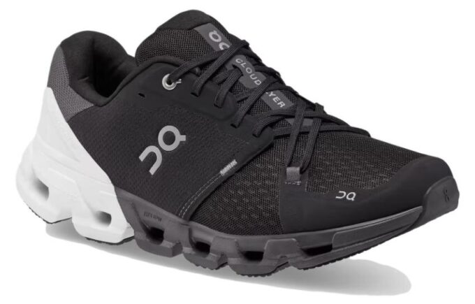 Cloudflyer 4 “Black White”