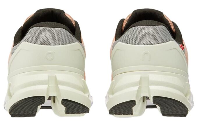 Cloudflyer 4 “Peach Aloe”