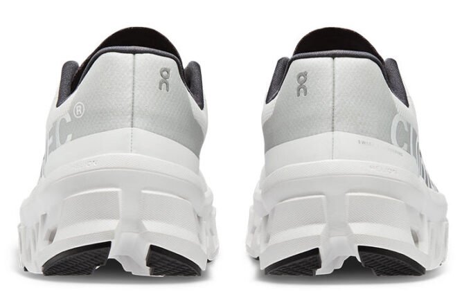 Cloudmonster “Undyed White Black”