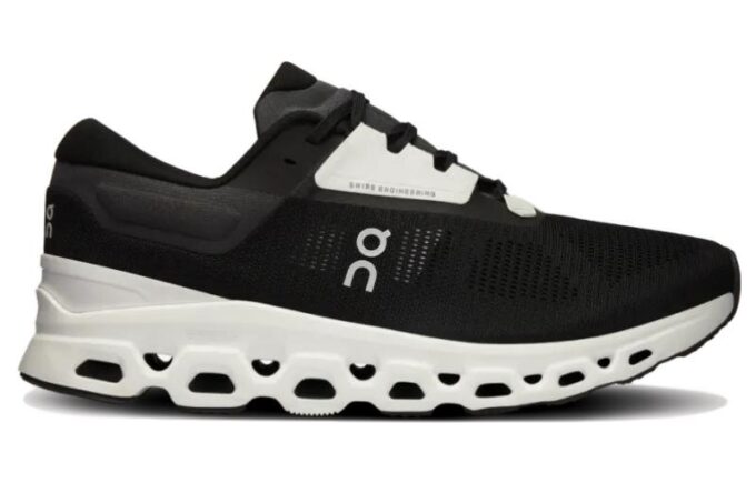 Cloudstratus 3 “Black White” Cloudstratus 3 “Black White”