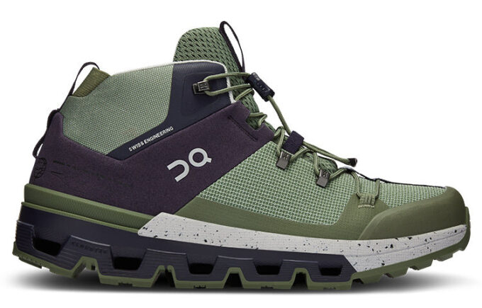 Cloudtrax “Midnight Glacier”