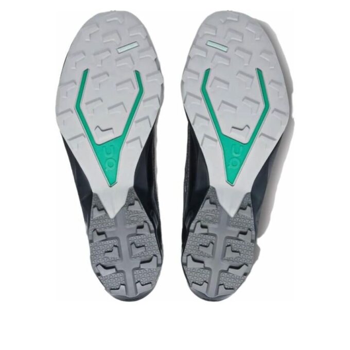 Cloudventure Peak 3 “Black Glacier”