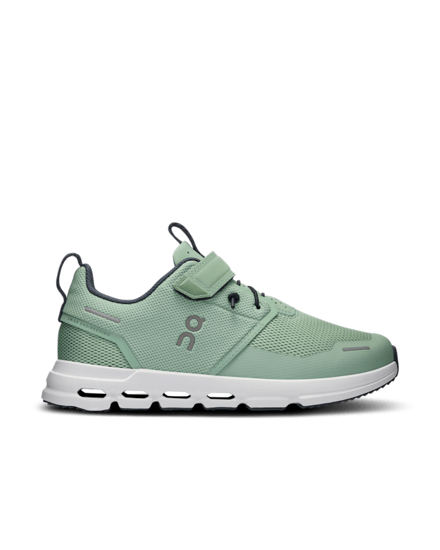 On Running Cloud Play On Running Cloud Play