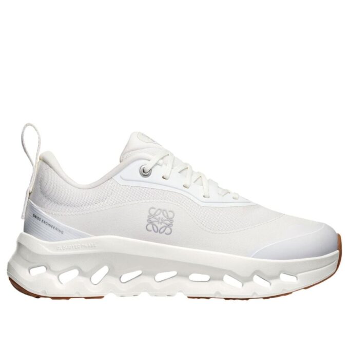 On Running x LOEWE Cloudtilt 2 “All White” On Running x LOEWE Cloudtilt 2 “All White”