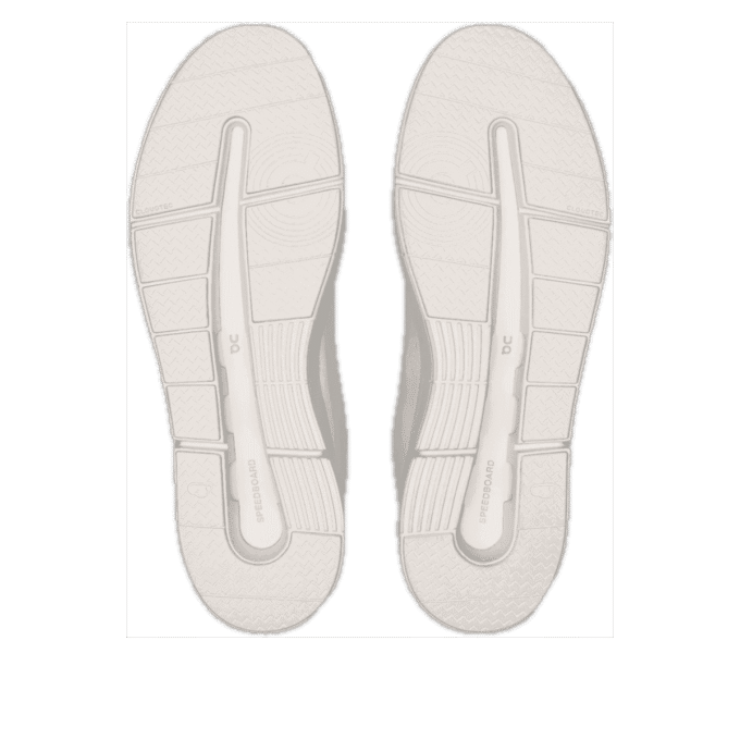 The Roger Advantage “All White”