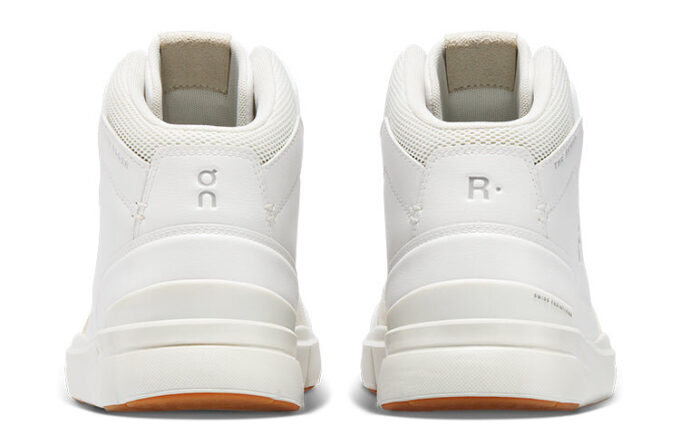 The Roger Clubhouse Mid “White Sand”