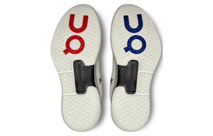 The Roger Pro “Laver Cup”