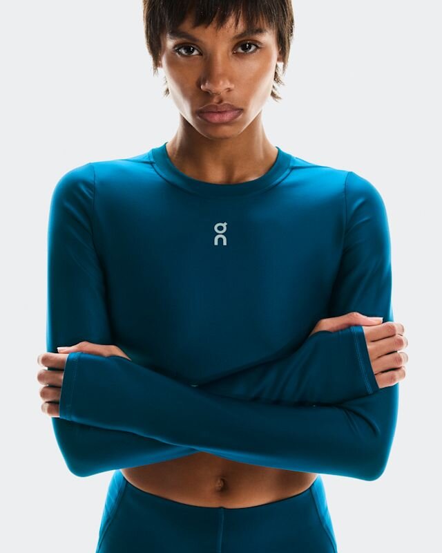 Women Train Long Sleeve Crop Women Train Long Sleeve Crop