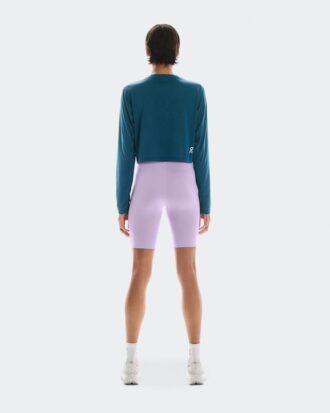 Women Train Long-T Crop